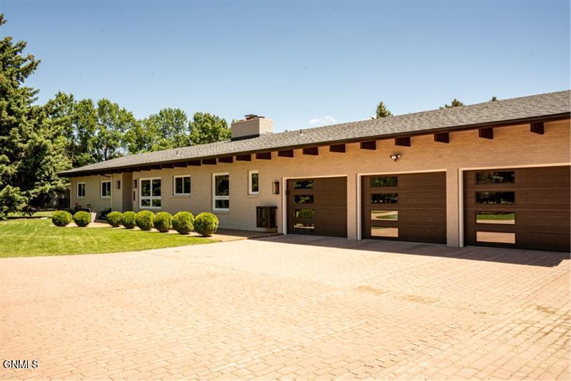 Residential in Williston 2
