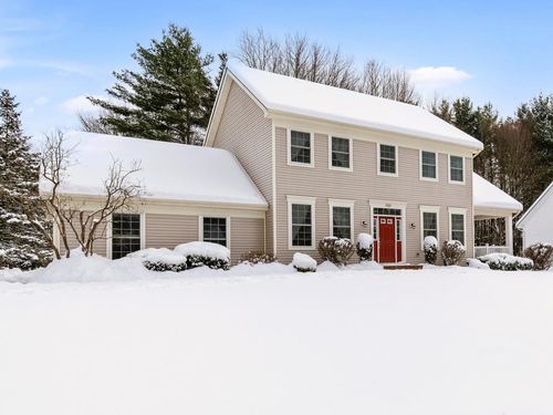 85 Barrett Ln, Williston, VT, 05495-7162 | Card Image