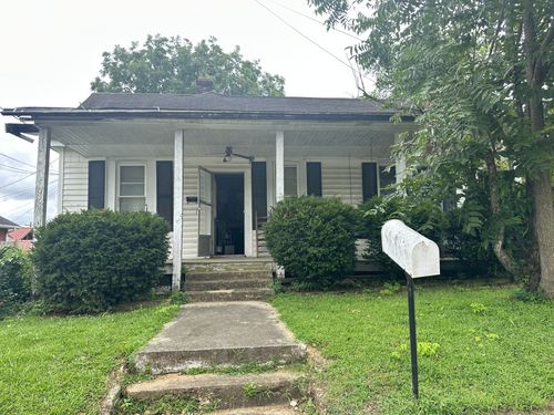 116 Villa St, Mcminnville, TN, 37110-2137 | Card Image