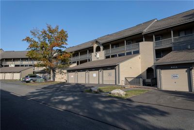 B43AB Stone Ridge Drive, Condo with 4 bedrooms, 3 bathrooms and null parking in Seven Springs Resort PA | Image 1