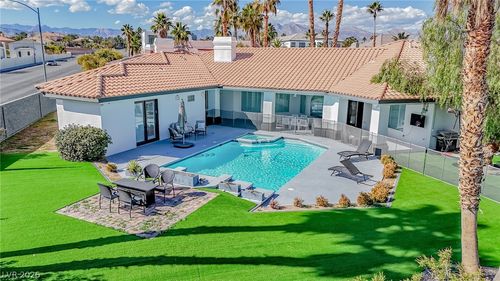 1740 Oval Cir, Las Vegas, NV, 89117-1332 | Card Image