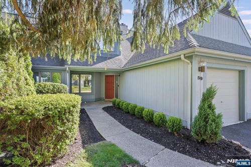 59 White Beeches Dr, Twp Washingtn, NJ, 07676-3826 | Card Image