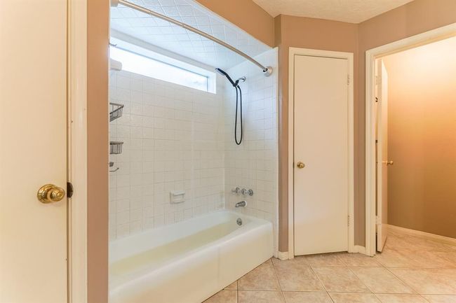 518 Lorie Ln, House other with 4 bedrooms, 3 bathrooms and 2 parking in Seabrook TX | Image 18