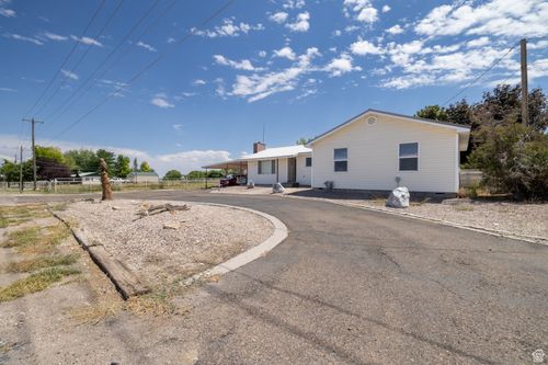1300 E 3500 S, Vernal, UT, 84078-8531 | Card Image