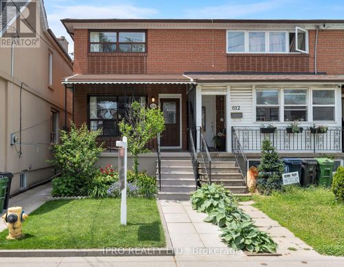 610 Greenwood Ave, Toronto, ON, M4J4B2 | Card Image