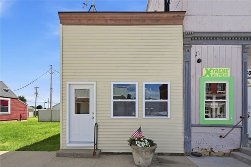511 Main Street, Lowden, IA, 52255 | Card Image