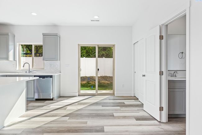 1140 S Underwood Pl, Home with 0 bedrooms, 0 bathrooms and null parking in Kennewick WA | Image 26