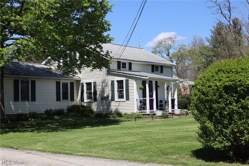 10286 Wilson Mills Rd, Chardon, OH, 44024-9781 | Card Image
