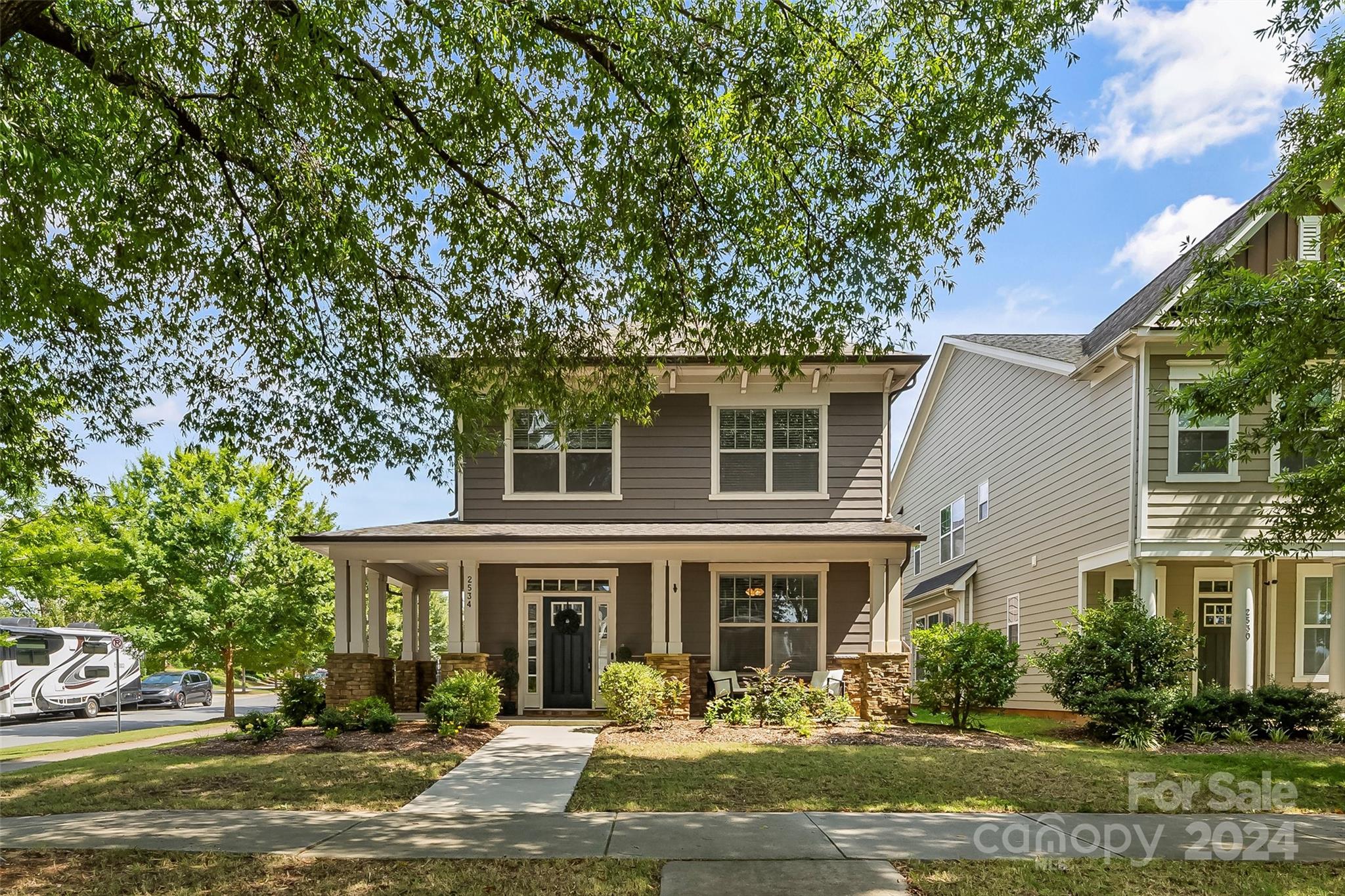 Double Oaks Rd, Charlotte, NC 28206
