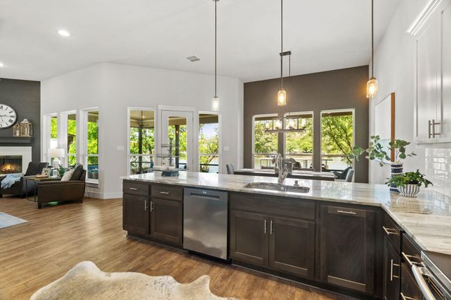 397 Sandy Mountain Dr, House other with 4 bedrooms, 4 bathrooms and null parking in Sunrise Beach TX | Image 13