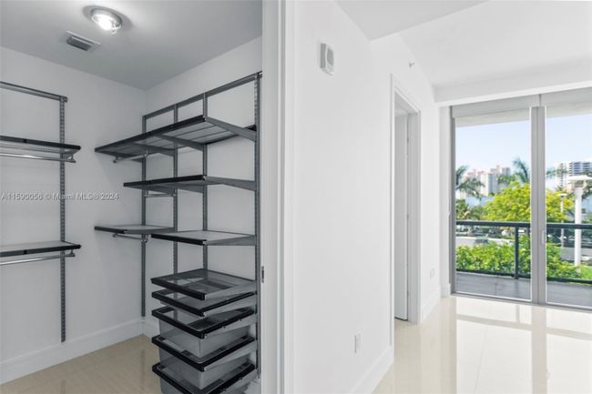 203 - 3250 Ne 188th St, Condo with 3 bedrooms, 4 bathrooms and null parking in Aventura FL | Image 48