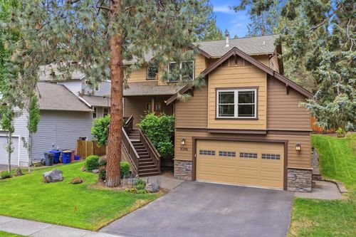 1098 Nw Stannium Rd, Bend, OR, 97703-2165 | Card Image