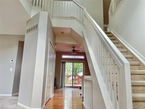 4797 Carrington Dr, Oakland Twp, MI, 48306-1495 | Card Image