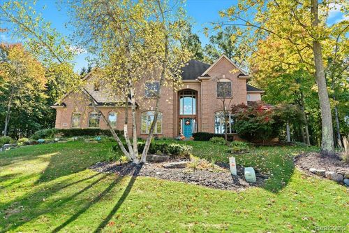 1665 Gleneagles, Highland, MI, 48357-4785 | Card Image