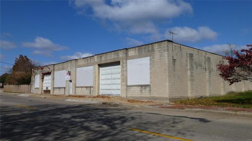 900 Union St, Alton, IL, 62002-3658 | Card Image