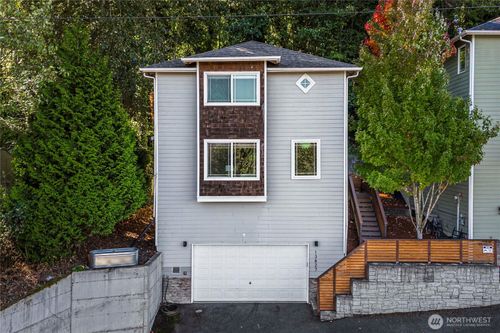 13827 Macadam Rd S, Tukwila, WA, 98168-3248 | Card Image