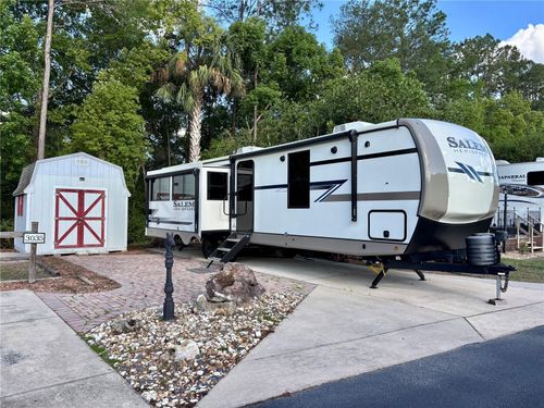 3035 Ne 104th Ter, SILVER SPRINGS, FL, 34488-8355 | Card Image