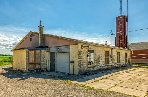 shopstorage-8268 Highway No 20 Highway, Grimsby, ON, L0R2A0 | Card Image