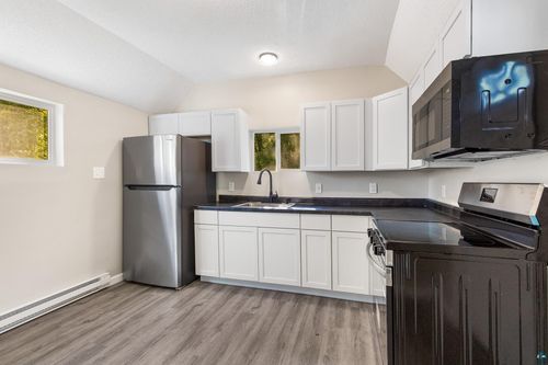 610 Park Ave, Sandstone, MN, 55072-5200 | Card Image