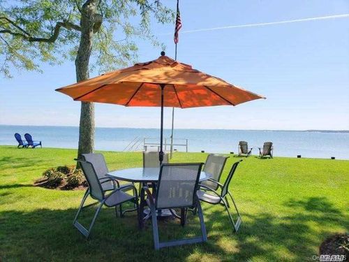 15 Downs Blvd, Jamesport, NY, 11947 | Card Image