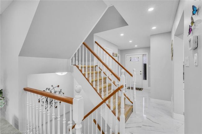 3 - 230 Blackhorne Dr, Townhouse with 3 bedrooms, 3 bathrooms and 2 parking in Kitchener ON | Image 9