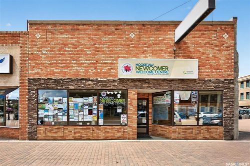 432 Main St N, Moose Jaw, SK, S6H3K2 | Card Image