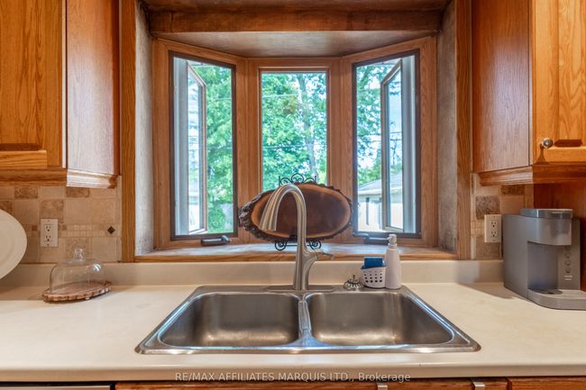 412 Leitch Dr, House other with 3 bedrooms, 2 bathrooms and 5 parking in Cornwall ON | Image 12