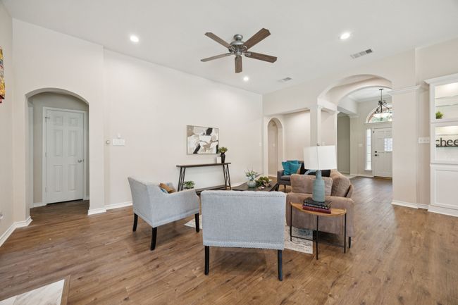 2001 Elm Creek Ln, House other with 3 bedrooms, 2 bathrooms and null parking in Flower Mound TX | Image 8