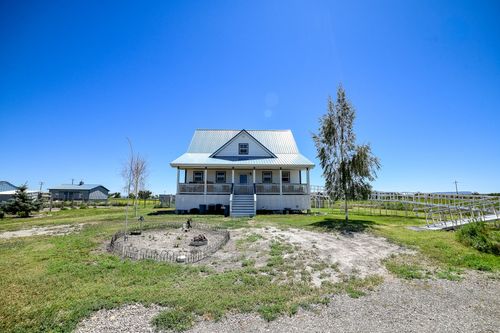 830 1st Ave, Vaughn, MT, 59487-9707 | Card Image