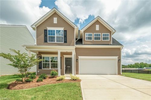 3707 Contimental Sq, Kernersville, NC, 27284-0229 | Card Image