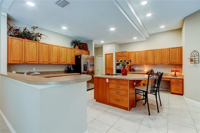 1827 Foxboro Ct, House other with 4 bedrooms, 3 bathrooms and null parking in OLDSMAR FL | Image 24