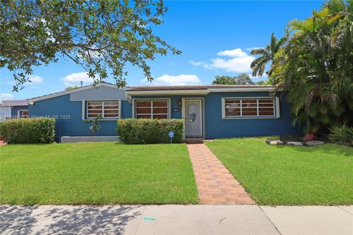 20111 Eagle Nest Rd, Cutler Bay, FL, 33189-1541 | Card Image