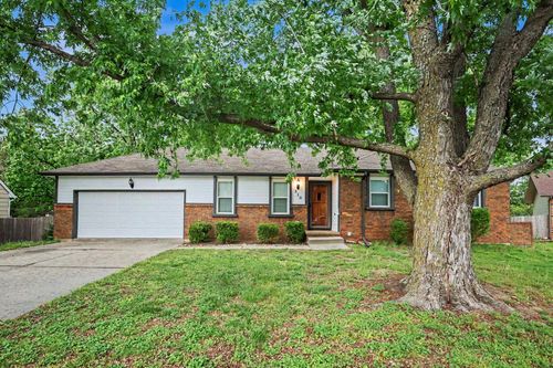 310 Valleyview Ct, Andover, KS, 67002-9506 | Card Image