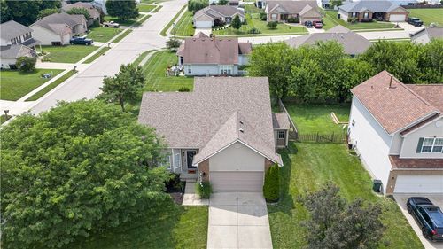 71 Long Meadow Dr, Franklin, OH, 45005-4579 | Card Image