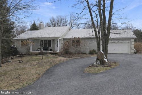 130 Brittany Dr, Albrightsville, PA, 18210-3723 | Card Image
