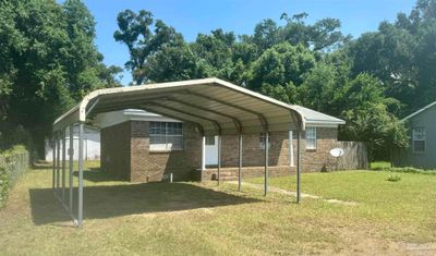 4206 W Jackson St, House other with 3 bedrooms, 2 bathrooms and 2 parking in Pensacola FL | Image 2