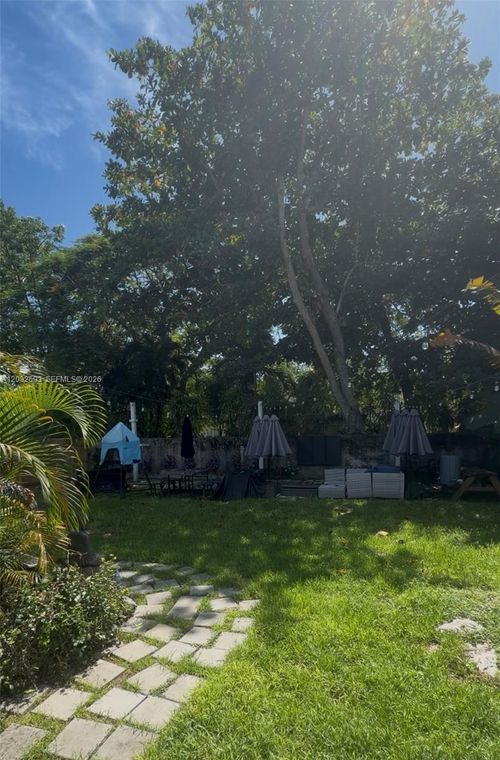 0-3418 Charles Ave, Miami, FL, 33133-5806 | Card Image