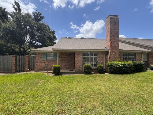 205 Northwood Blvd, Corsicana, TX, 75110-2252 | Card Image
