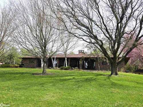 1866 Timber Ave, Charles City, IA, 50616-8880 | Card Image