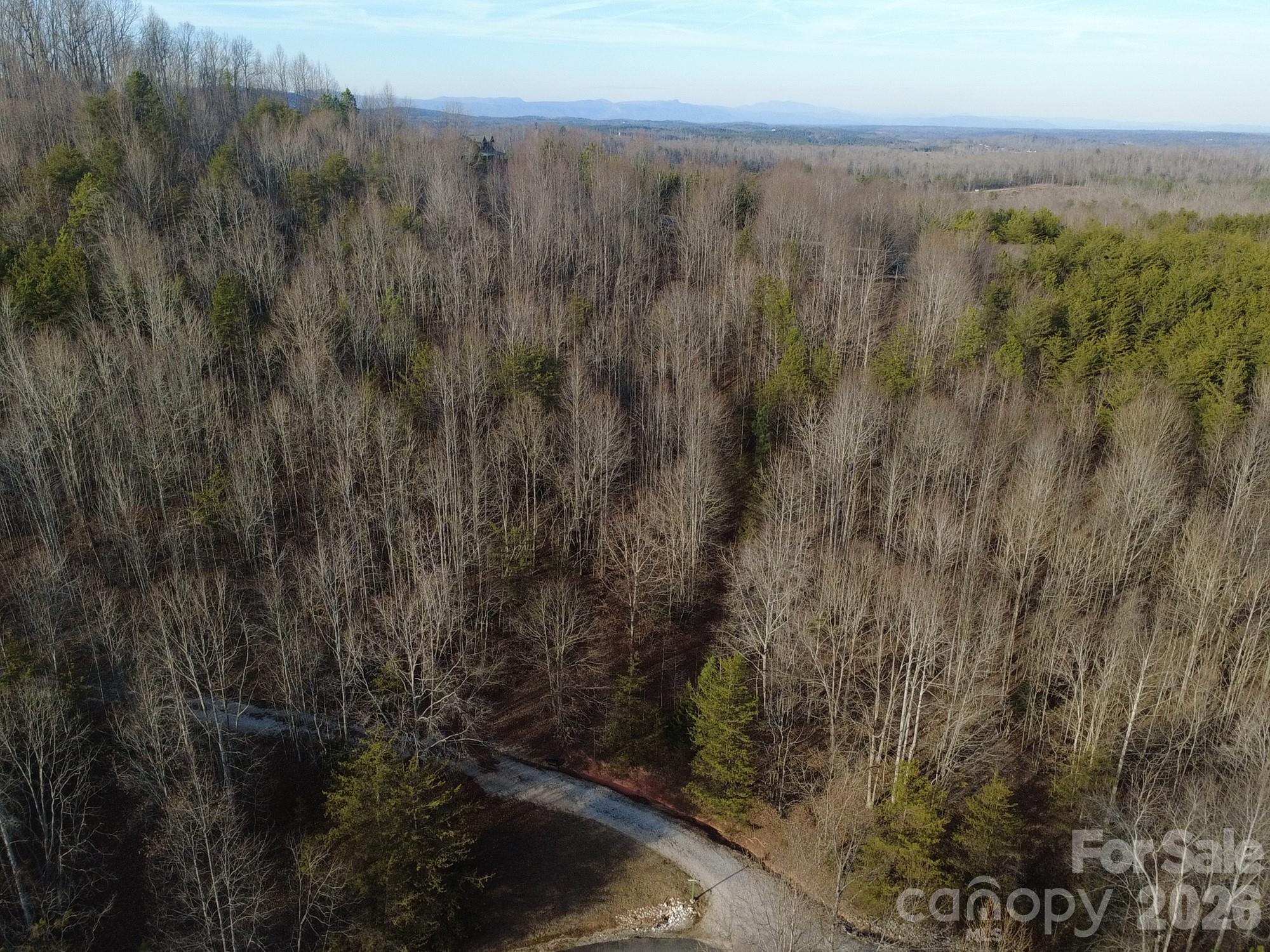 Land in Nebo