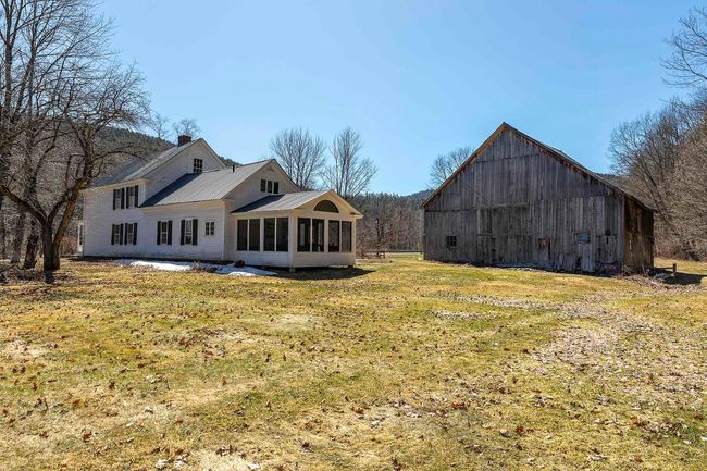 673 Route 121 E, House other with 5 bedrooms, 3 bathrooms and null parking in Grafton VT | Image 58
