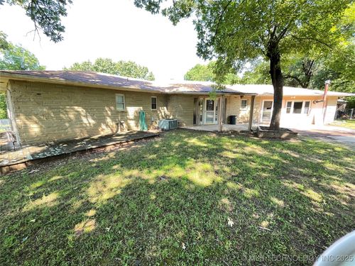 116800 S 4300 Rd, Porum, OK, 74455-5101 | Card Image