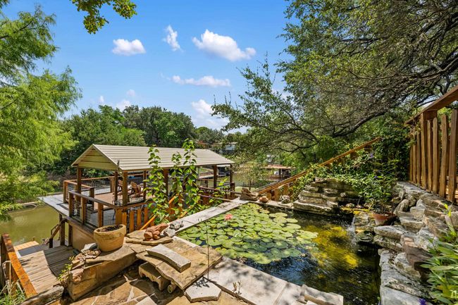 523 County Road 136 A, House other with 3 bedrooms, 3 bathrooms and null parking in Kingsland TX | Image 24