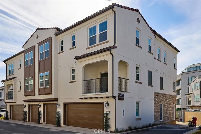 APT-1 - 9827 La Serna Dr, Condo with 3 bedrooms, 1 bathrooms and 2 parking in Whittier CA | Image 20