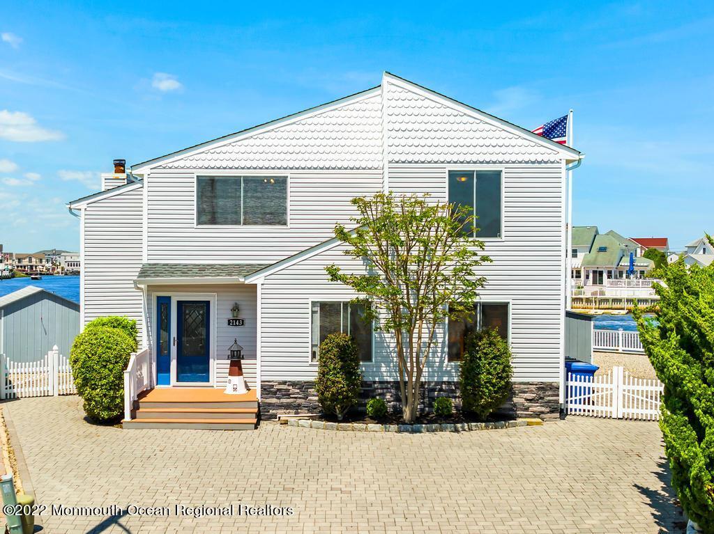 2143 Mill Creek Road, Sold in Beach Haven West Zoocasa