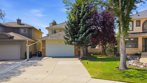 872 Sierra Morena Crt Sw, Calgary, AB, T3H3C6 | Card Image