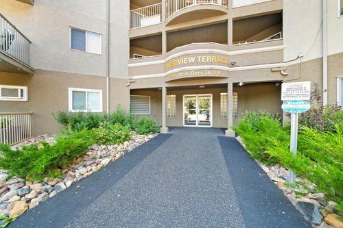 512-245 Red Deer Dr Sw, Medicine Hat, AB, T1A8P4 | Card Image