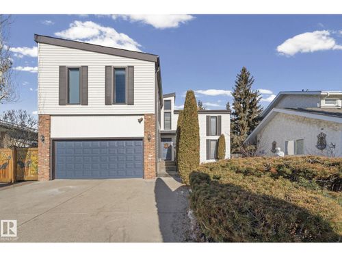 11126 173a Ave Nw, Edmonton, AB, T5X3J9 | Card Image