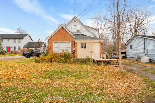 {{alt}} | Card Image