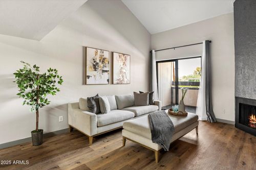 234-2938 N 61st Pl, Scottsdale, AZ, 85251-7028 | Card Image